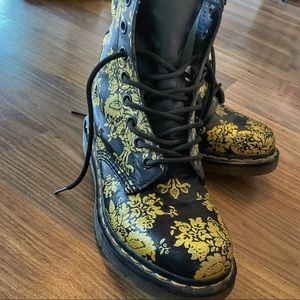 RARE Vintage Dr Martins 1460 Combat Boots Black with Gold Flock